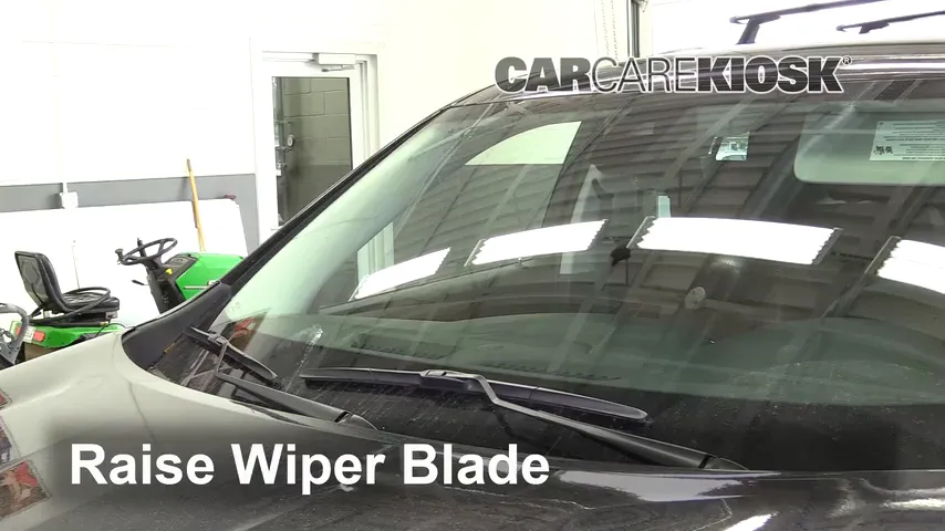 2018 Chevrolet Traverse High Country 3.6L V6 Windshield Wiper Blade (Front) Replace Wiper Blades